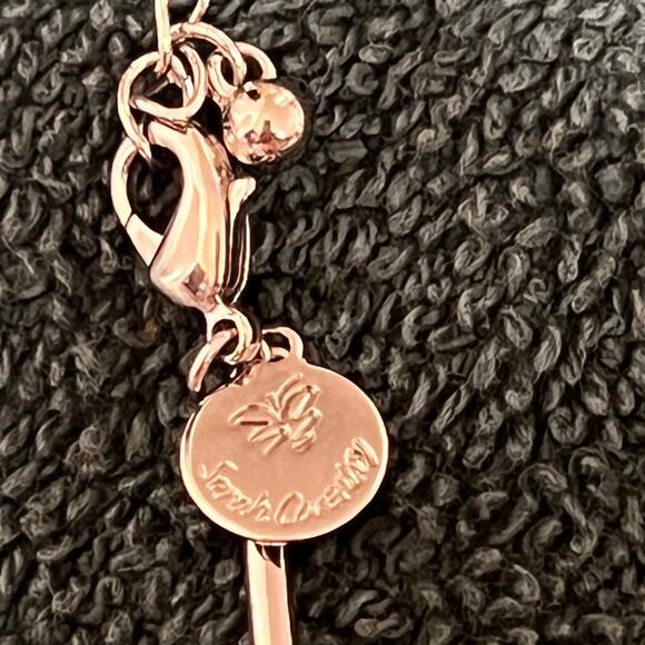 Sarah Coventry Womens Necklace Monstera Pendant - Picture 8 of 10